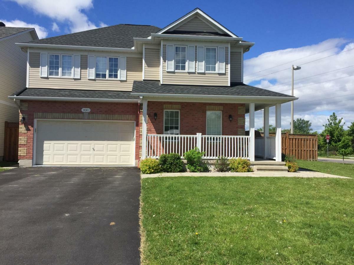 Self Check-In Spacious Apartment With Full Kitchen Ottawa Exterior photo